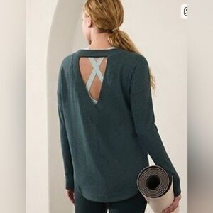 Athleta Prescence Sweatshirt In BLACK (stock Photo Is 1st Picture) Small